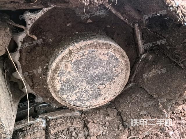 右側(cè)行走馬達(dá)蓋板（行走機(jī)構(gòu)）