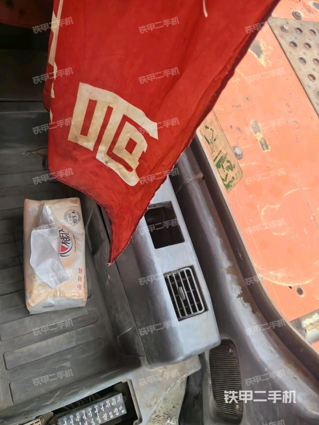 座椅后部（駕駛室部分）