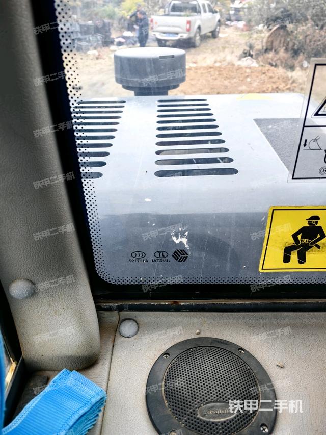 后窗玻璃角標(biāo)（駕駛室部分）