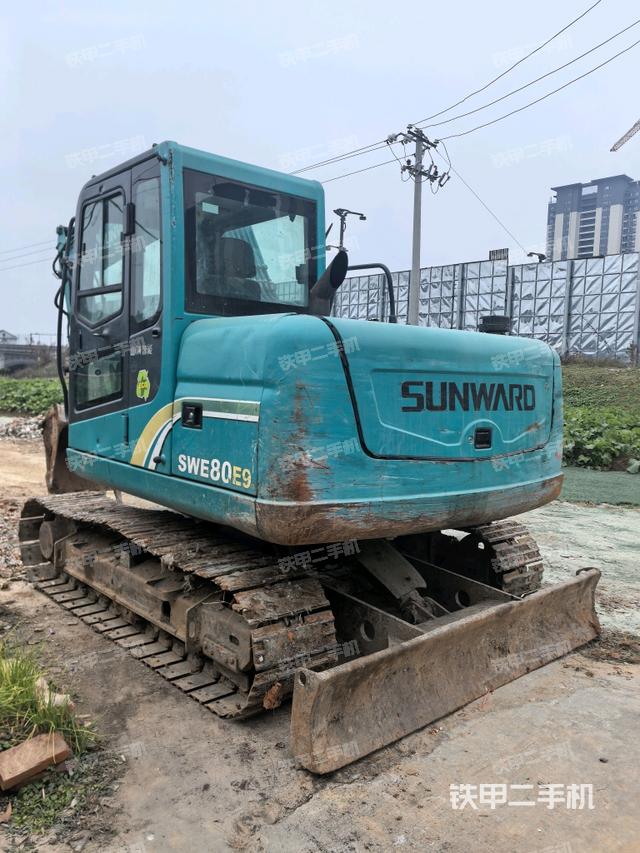 左后45（整機外觀）