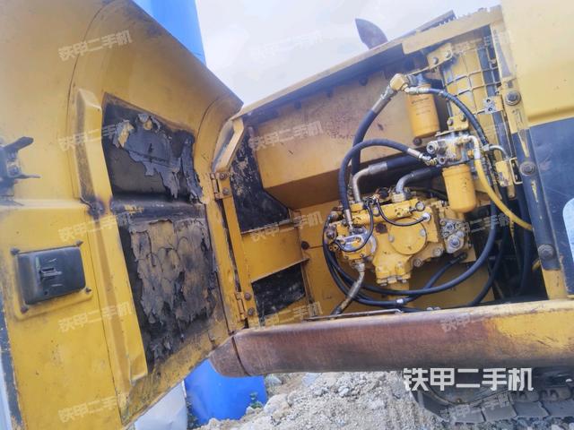液壓泵室(大件艙室) 液壓泵室(大件艙室)