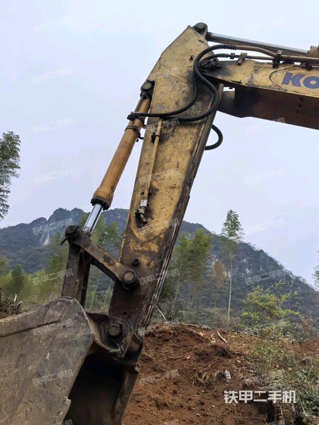 小臂整體左后（工作和回轉(zhuǎn)裝置）