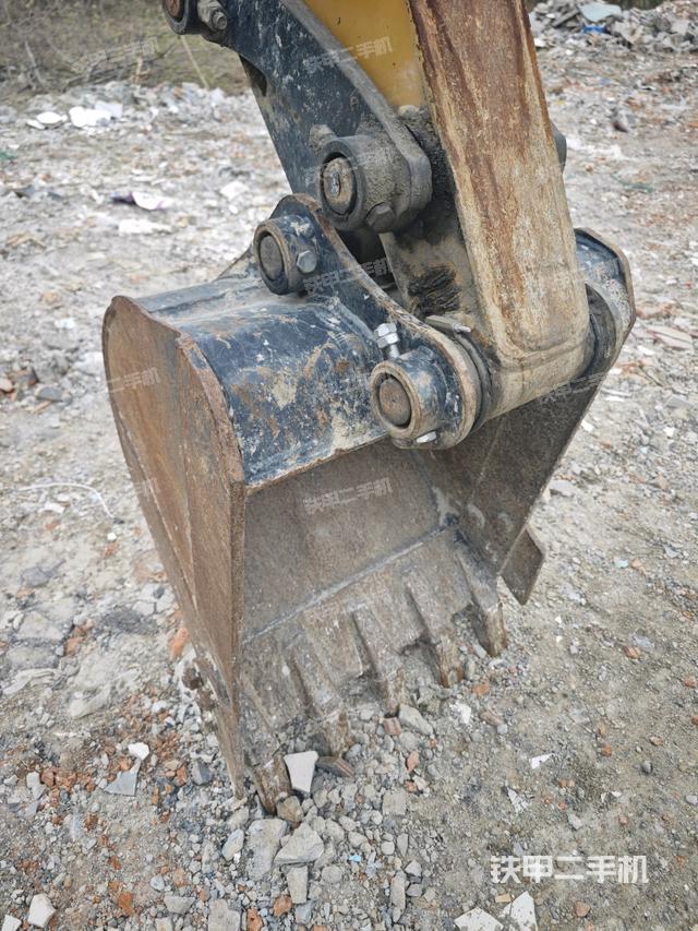 鏟斗45度（工作和回轉(zhuǎn)裝置）