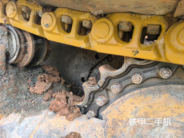 左驅(qū)動(dòng)輪（推土機(jī)底盤及工作裝置）