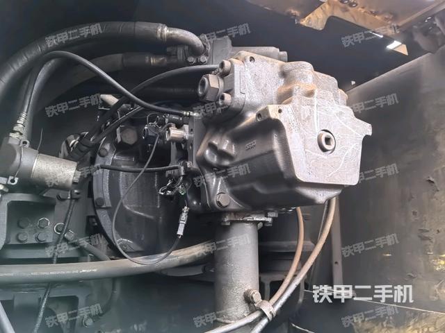 液壓泵室（大件艙室）