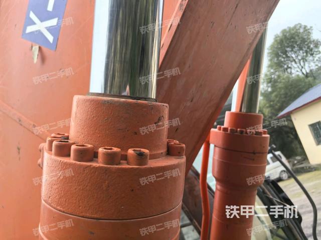 大臂油缸整體?豎拍（工作和回轉(zhuǎn)裝置）