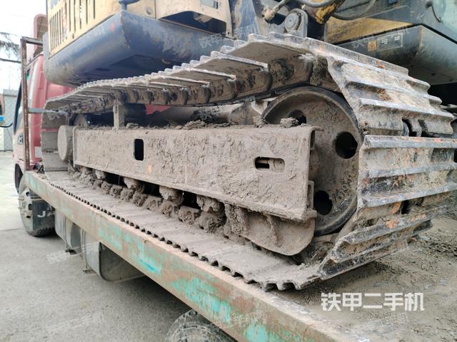 右側(cè)履帶整體?（行走機構(gòu)）