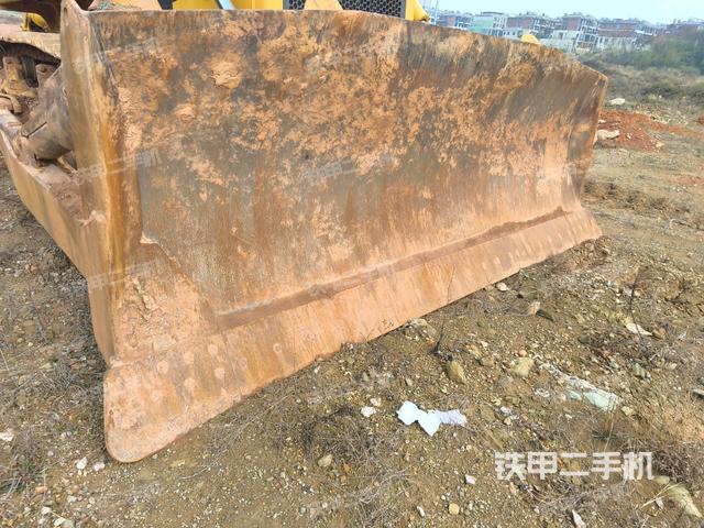 推土鏟右后（推土機(jī)底盤及工作裝置）