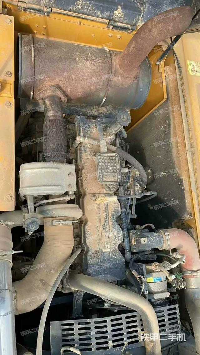 發(fā)動(dòng)機(jī)整體俯視（整機(jī)外觀）