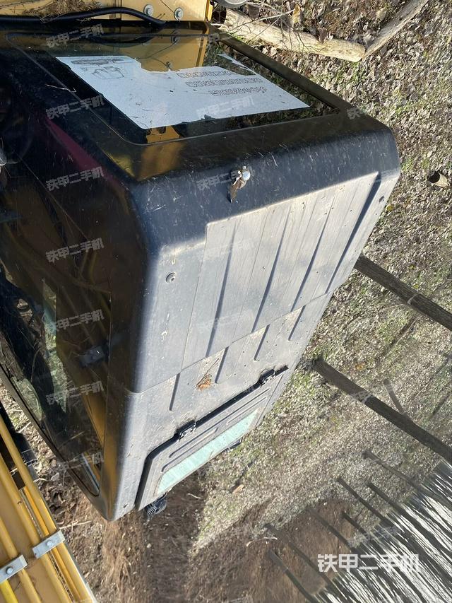 駕駛室頂部俯視（上車部件）