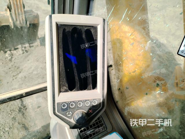 顯示屏?(駕駛室部分) 顯示屏?(駕駛室部分)