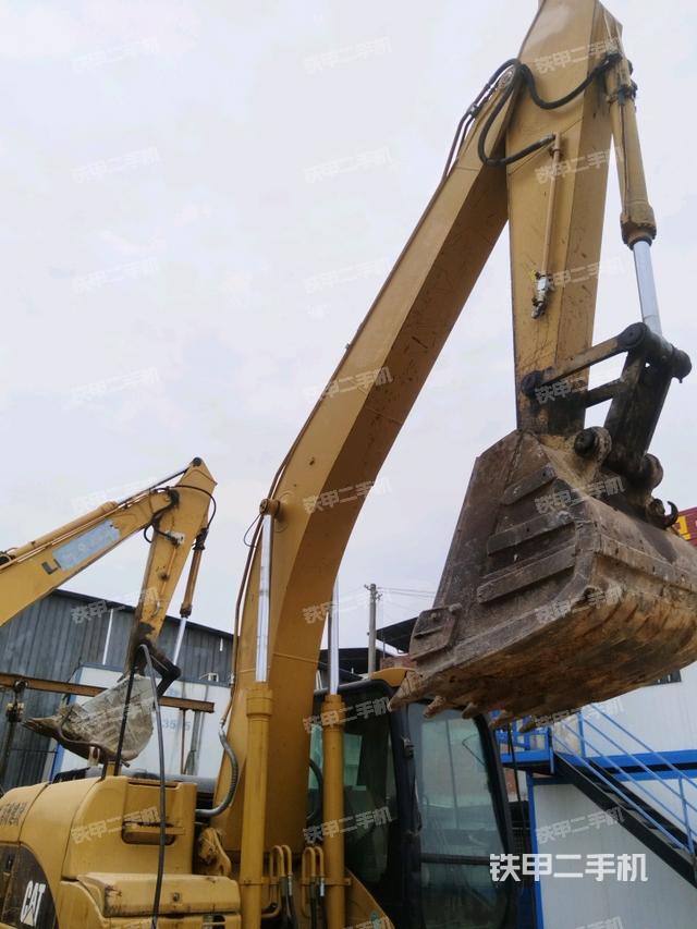 大臂整體?右側(cè)（工作和回轉(zhuǎn)裝置）