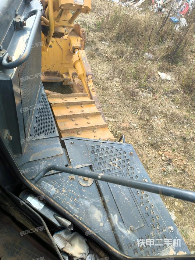 駕駛室內(nèi)部頂部（推土機(jī)駕駛室）