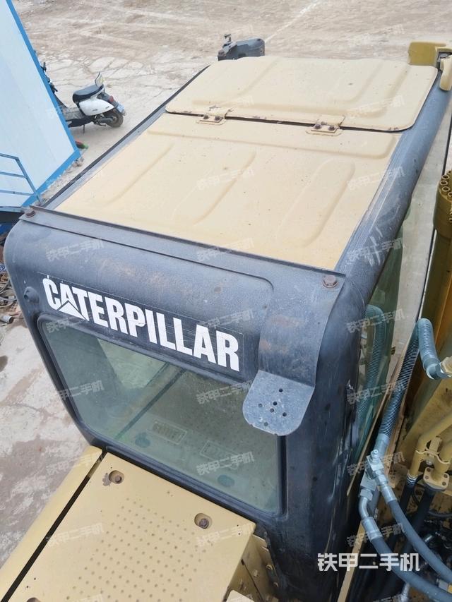 駕駛室頂部俯視（上車部件）