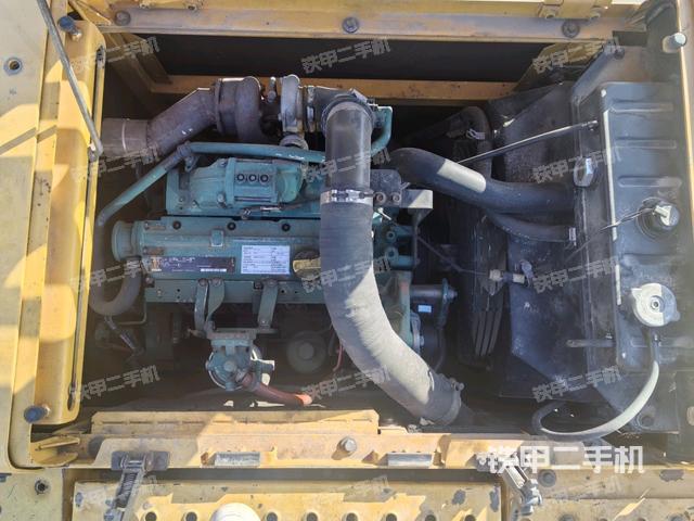 發(fā)動(dòng)機(jī)整體俯視（整機(jī)外觀）