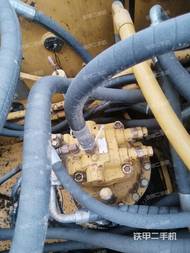 回轉(zhuǎn)馬達（上車部件）