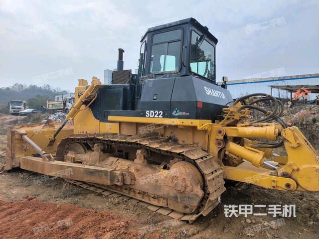 左后45°（推土機(jī)整車外觀）