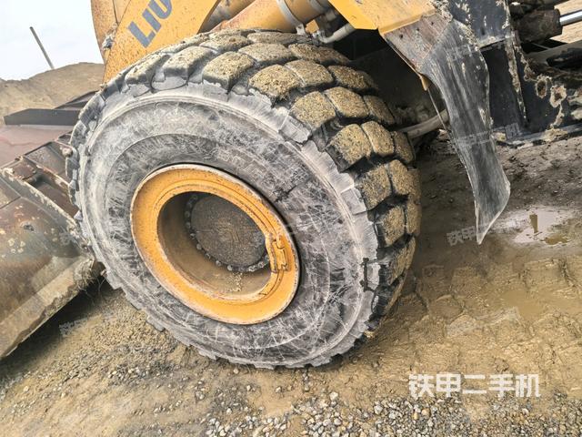 左后輪（行走機(jī)構(gòu)）