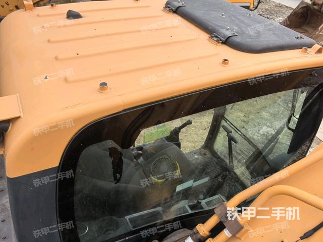 駕駛室頂部俯視(上車部件) 駕駛室頂部俯視(上車部件)
