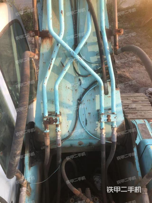 大臂根部?斜視（工作和回轉(zhuǎn)裝置）