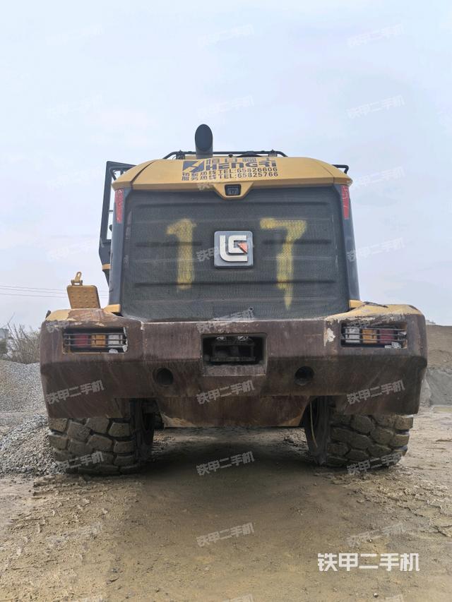 正后方（整機(jī)外觀）