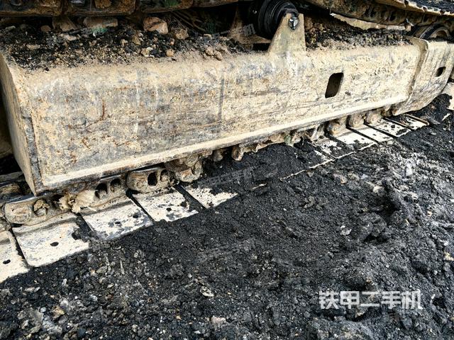 左側(cè)履帶整體?（行走機(jī)構(gòu)）