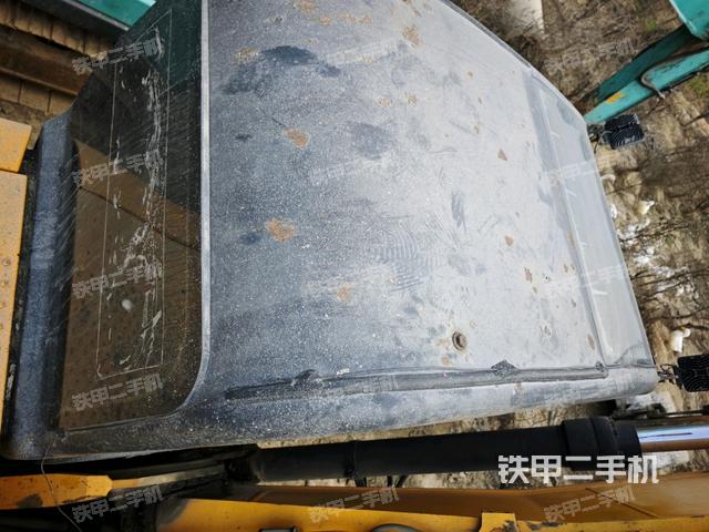 駕駛室頂部（整機(jī)外觀）