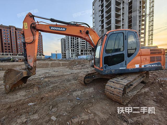斗山DX150LC-9C挖掘机