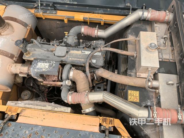 發(fā)動機(jī)室（上車部件）