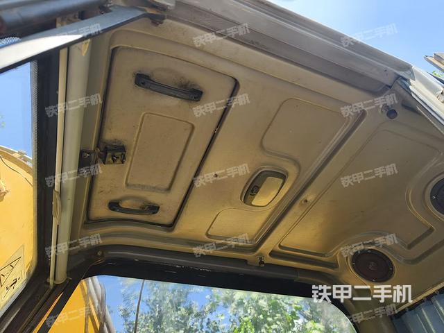 顶棚整体（驾驶室部分）