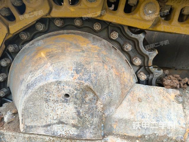 推土鏟右后（推土機(jī)底盤及工作裝置）