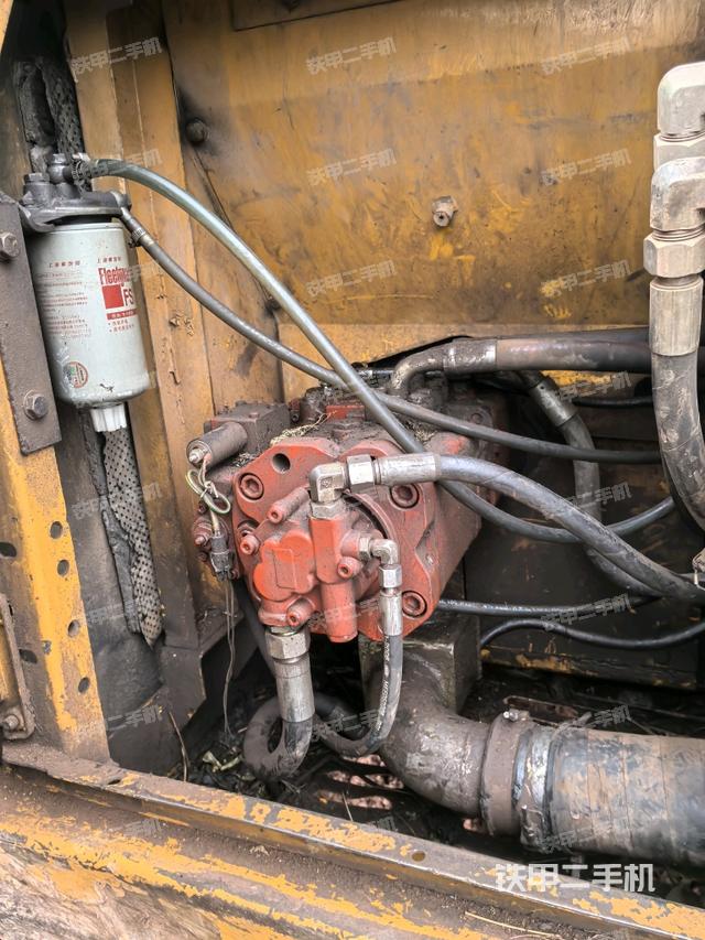 液壓泵室（大件艙室）