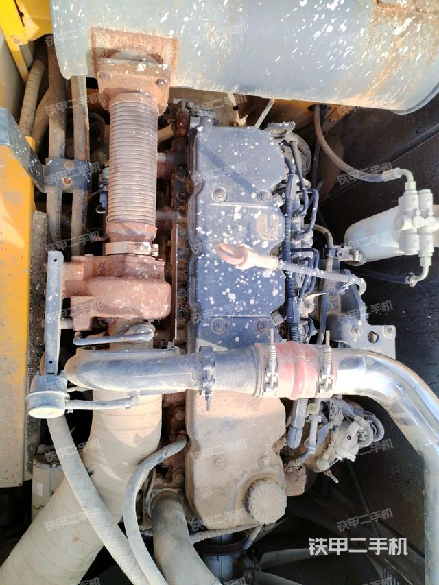 氣門室蓋螺絲特寫(上車部件) 氣門室蓋螺絲特寫(上車部件)