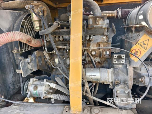 发动机室（上车部件）