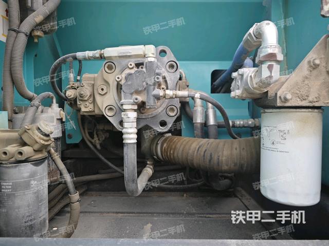 液壓泵室(大件艙室) 液壓泵室(大件艙室)