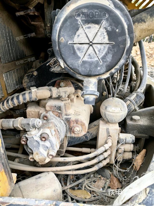 液壓泵室（大件艙室）