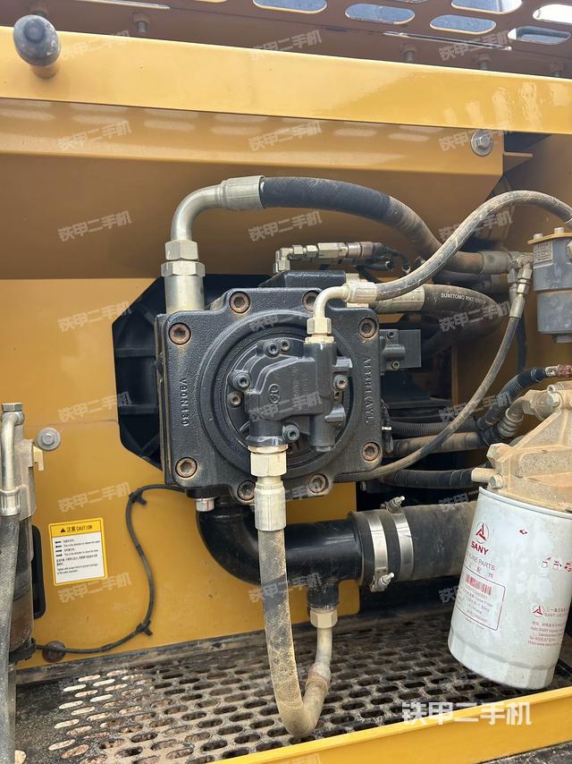 液壓泵室（大件艙室）