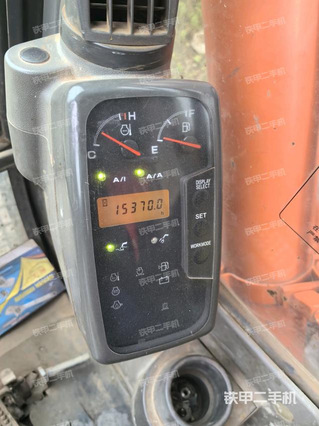 座椅右側(cè)控制臺/鑰匙門/油門/含右手柄（駕駛室部分）