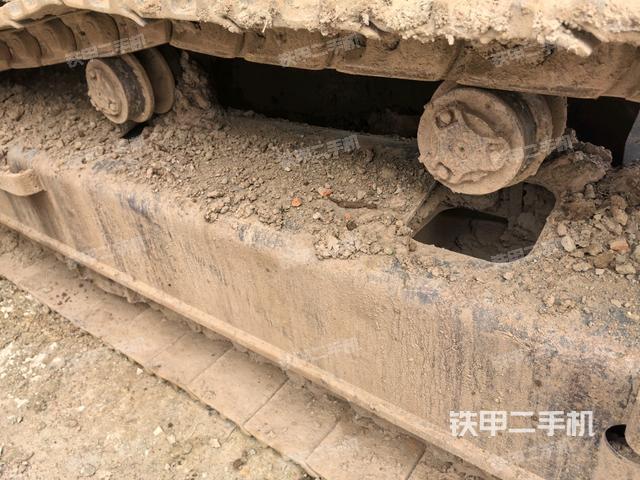 左側(cè)行走馬達(dá)蓋板(行走機構(gòu)) 左側(cè)行走馬達(dá)蓋板(行走機構(gòu))
