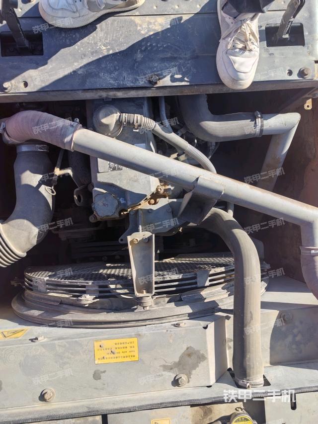 發(fā)動機(jī)整體俯視(整機(jī)外觀) 發(fā)動機(jī)整體俯視(整機(jī)外觀)