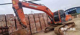 斗山DX220LC-9C挖掘機