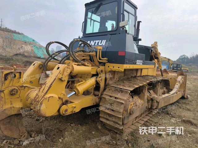 右后45°（推土機(jī)整車外觀）