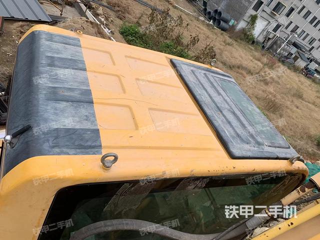 駕駛室頂部（整機(jī)外觀）