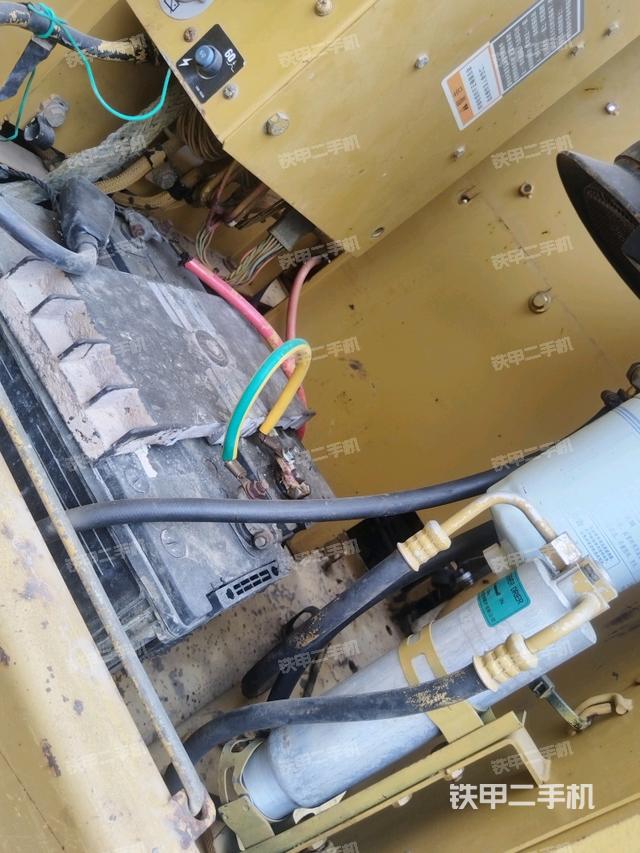 電瓶(大件艙室) 電瓶(大件艙室)