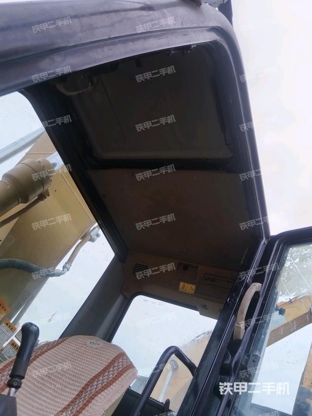 頂棚整體（駕駛室部分）