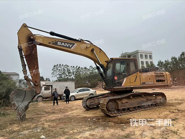 三一重工SY305H挖掘機(jī)