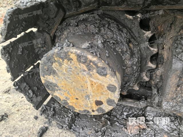 右側(cè)履帶整體（行走機(jī)構(gòu)）