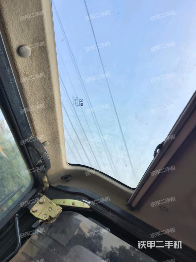 ?駕駛室正側（駕駛室部分）