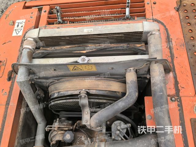 散熱器正面（大件艙室）