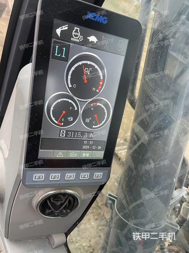 小時(shí)表（駕駛室部分）